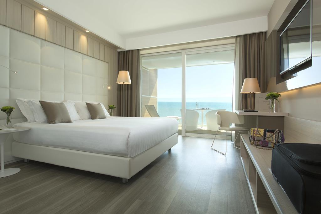 Deluxe Triple Room Sea View,1209737752:JPEG